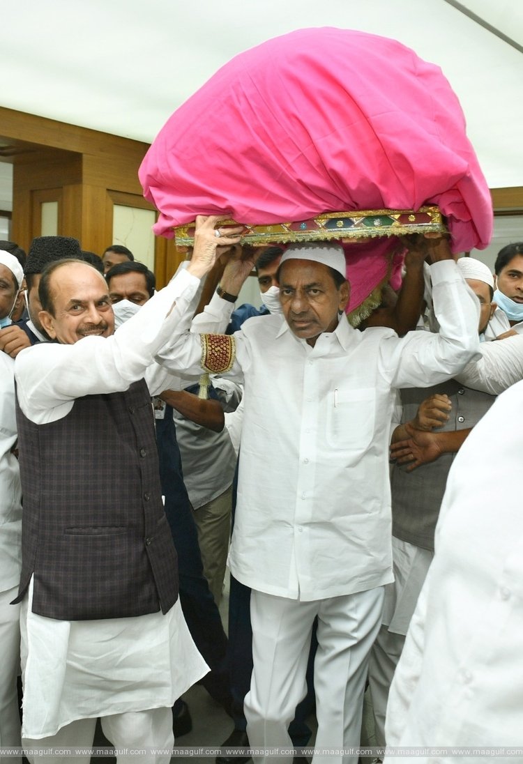 అజ్మీర్‌‌ దర్గాకు చాదర్‌ సాగనంపిన కేసీఆర్‌